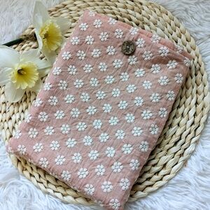 Pink Floral Quilted Pouch For E-Readers And books
